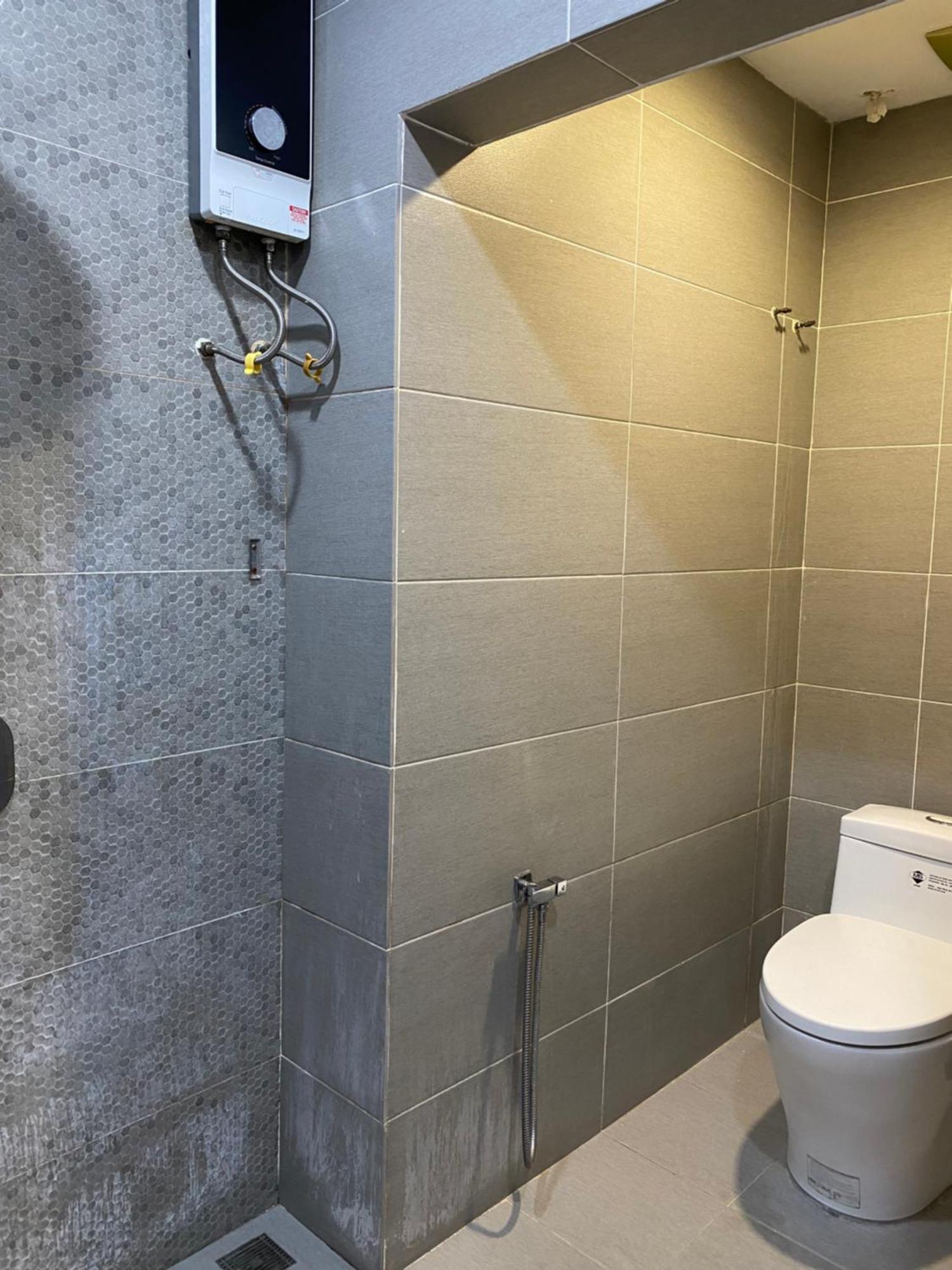 קואלה לומפור Miharja Studio Private Room With Auto Gate Parking מראה חיצוני תמונה